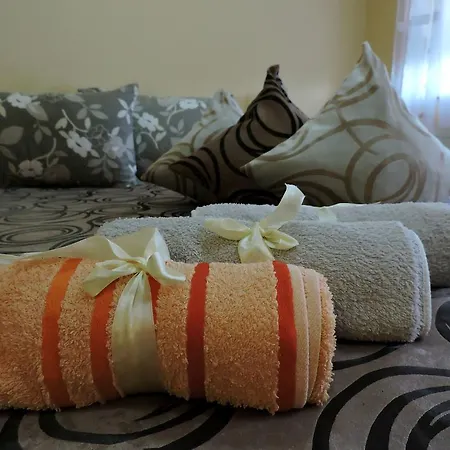 فندق مبيت وإفطار Zmajevo Gnezdo 021