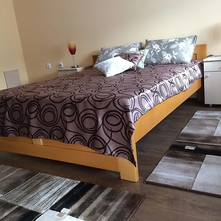 Zmajevo Gnezdo 021 Oda ve Kahvaltı