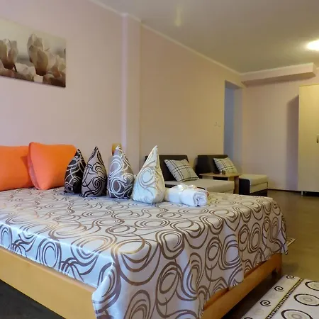 Bed & Breakfast Zmajevo Gnezdo 021 Sremska Kamenica